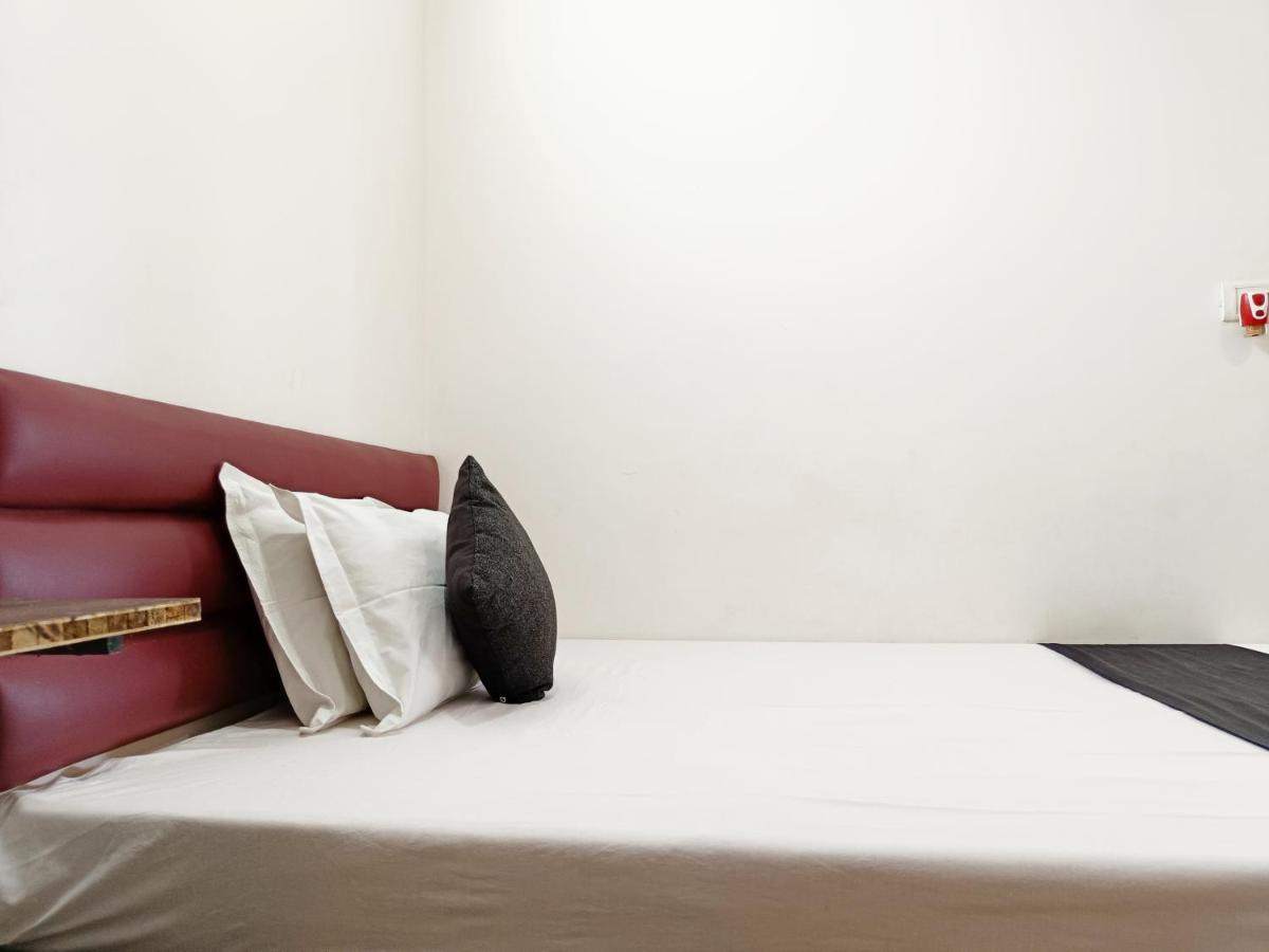 Hotel Executive Inn Hailakandi Eksteriør billede